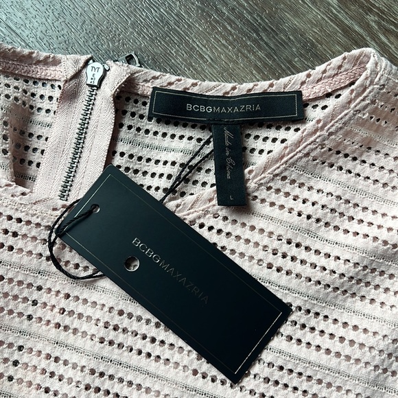 🌟2/$25🌟BCBGMAXAZRIA peplum top - Picture 2 of 6